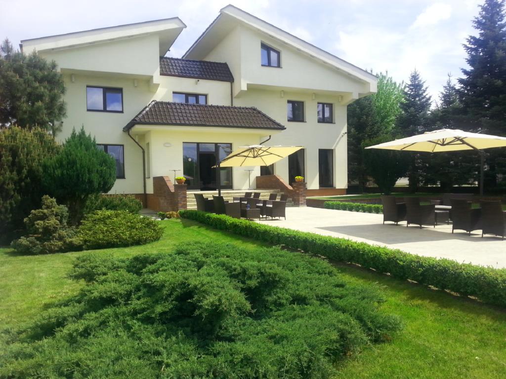 سفارجاونج Astoria Bed & Breakfast المظهر الخارجي الصورة