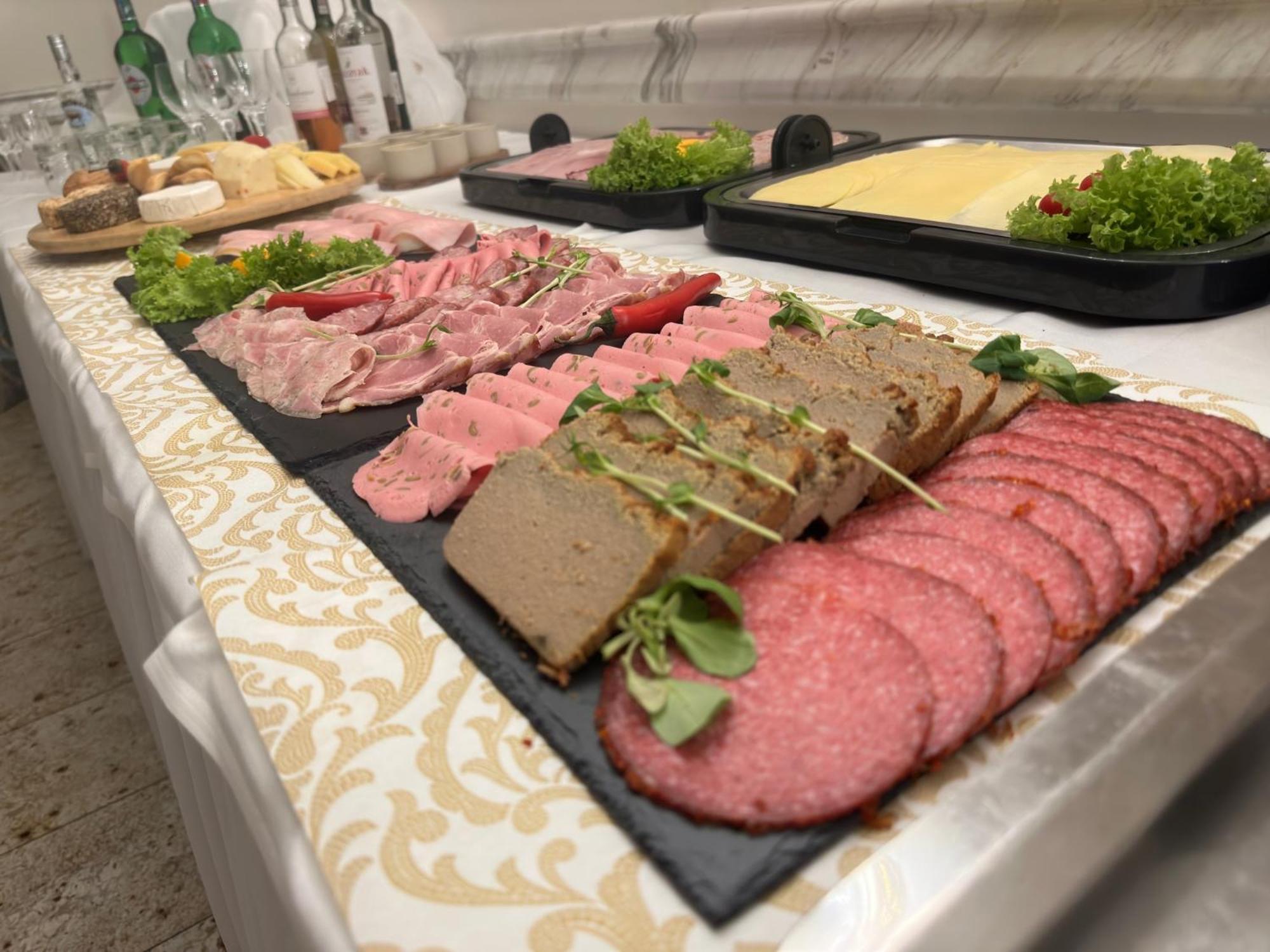 سفارجاونج Astoria Bed & Breakfast المظهر الخارجي الصورة